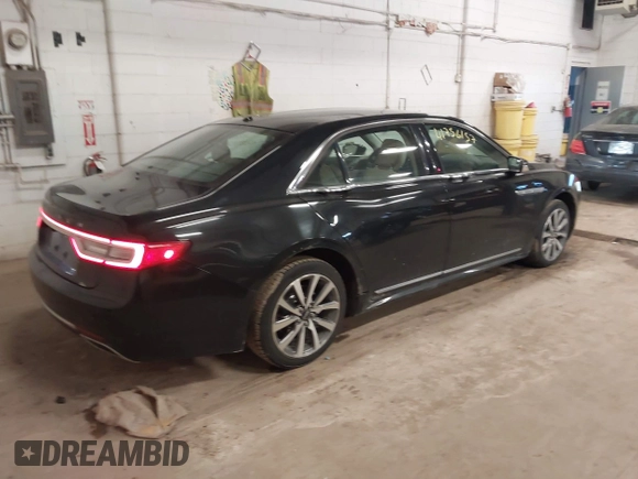 2017 Lincoln Continental Premiere with VIN 1LN6L9PK6H5600741, listed as a IAAI auction lot 41759909 with 263,234 mi miles. Bid and sale history available at carsss.com. Image 4.
