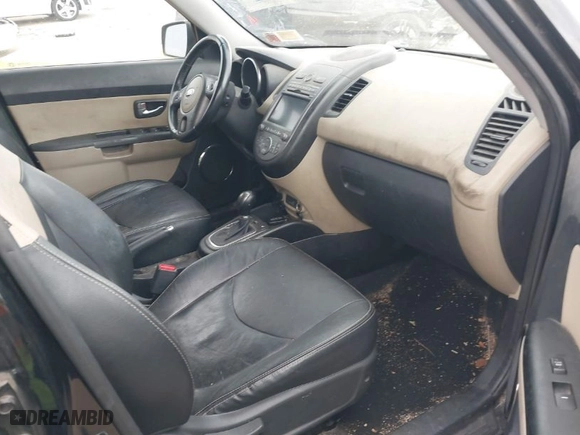 2013 Kia Soul + with VIN KNDJT2A60D7484792, listed as a IAAI auction lot 41830378 with 104,328 mi miles. Bid and sale history available at carsss.com. Image 5.