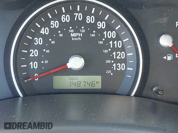 2009 Kia Sedona LX with VIN KNDMB233696303422, listed as a IAAI auction lot 41685934 with 148,746 mi miles. Bid and sale history available at carsss.com. Image 16.