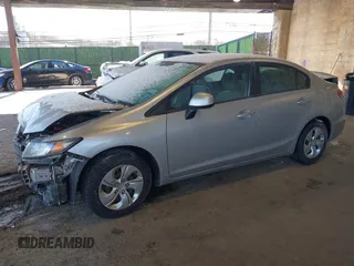 2013 Honda Civic LX z VIN 19XFB2F5XDE243749, wystawiony jako IAAI lot #41252330 z przebiegiem 85 879 mil mil oraz . Historia ofert i sprzedaży dostępna na DreamBid. Obrazek 18.