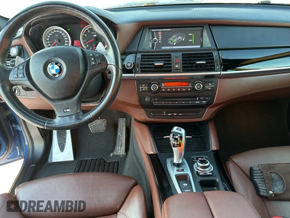 2013 BMW X6 M with VIN 5YMGZ0C57DLL29849, listed as a Copart auction lot 86665844 with 117,000 mi miles and Clean Title. Bid and sale history available at carsss.com. Image 9.