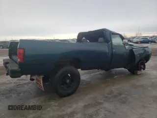 1993 Dodge D/W 250 with VIN 1B7KM26C5PS179046, listed as a Copart auction lot 84036284 with Not Provided miles and Salvage Title. Bid and sale history available at carsss.com. Image 3.