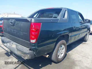 2003 Chevrolet Avalanche with VIN 3GNEC13T03G243761, listed as a IAAI auction lot 42164429 with 197,951 mi miles and . Bid and sale history available at DreamBid. Image 4.