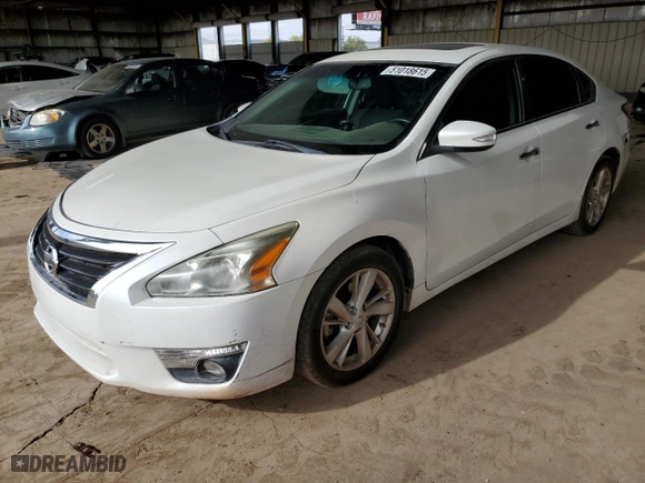 2014 Nissan Altima 2.5 SV with VIN 1N4AL3AP8EC901623, listed as a Copart auction lot 51018615 with 134,180 mi miles and Clean Title. Bid and sale history available at carsss.com. Image 1.