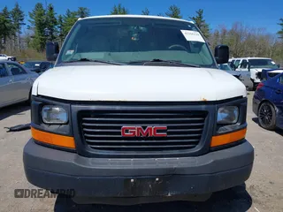 2016 GMC Savana Cargo with VIN 1GTW7AFF4G1182927, listed as a IAAI auction lot 42166124 with 338,197 mi miles. Bid and sale history available at carsss.com. Image 13.