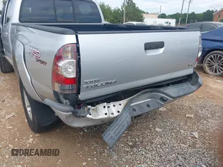 2012 Toyota Tacoma with VIN 3TMMU4FN2CM046933, listed as a IAAI auction lot 42512293 with 221,714 mi miles and . Bid and sale history available at DreamBid. Image 6.