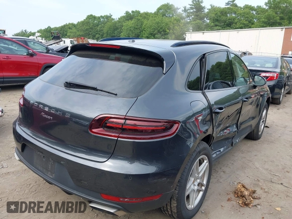 2018 Porsche Macan with VIN WP1AA2A52JLB23840, listed as a IAAI auction lot 42472844 with 53,368 mi miles and . Bid and sale history available at DreamBid. Image 4.
