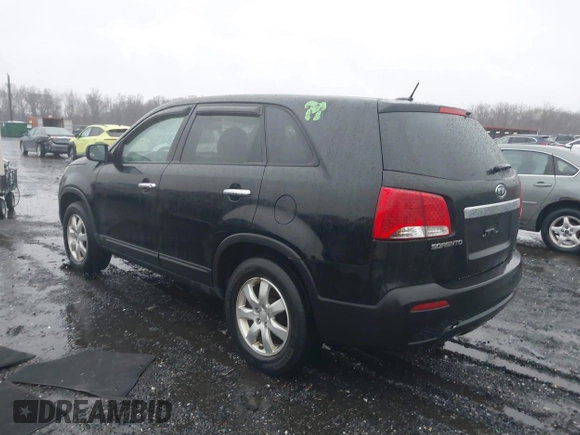 2011 Kia Sorento LX with VIN 5XYKT3A18BG151447, listed as a IAAI auction lot 41730665 with 195,187 mi miles. Bid and sale history available at carsss.com. Image 3.