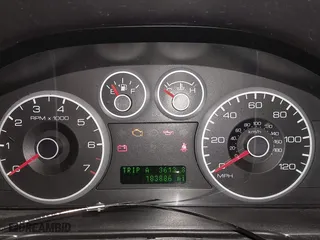 2007 Ford Fusion SE with VIN 3FAHP07Z97R275689, listed as a IAAI auction lot 42040917 with 183,886 mi miles. Bid and sale history available at carsss.com. Image 7.