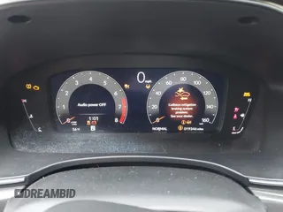 2024 Acura Integra Technology z VIN 19UDE4H63RA005897, wystawiony jako IAAI lot #42200140 z przebiegiem 19 346 mil mil oraz . Historia ofert i sprzedaży dostępna na DreamBid. Obrazek 7.