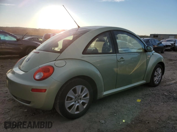 2009 Volkswagen New Beetle Coupe S with VIN 3VWPW31C99M513021, listed as a Copart auction lot 83521914 with 82,850 mi miles and Clean Title. Bid and sale history available at carsss.com. Image 3.