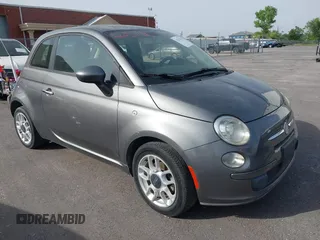 2012 FIAT 500 Pop z VIN 3C3CFFAR7CT124595, wystawiony jako IAAI lot #42257410 z przebiegiem 96 608 mil mil oraz . Historia ofert i sprzedaży dostępna na DreamBid. Obrazek 1.