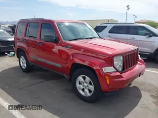 2012 Jeep Liberty Sport z VIN 1C4PJMAK8CW117779, wystawiony jako IAAI lot #42355059 z przebiegiem 109 349 mil mil oraz . Historia ofert i sprzedaży dostępna na DreamBid. Obrazek 1.