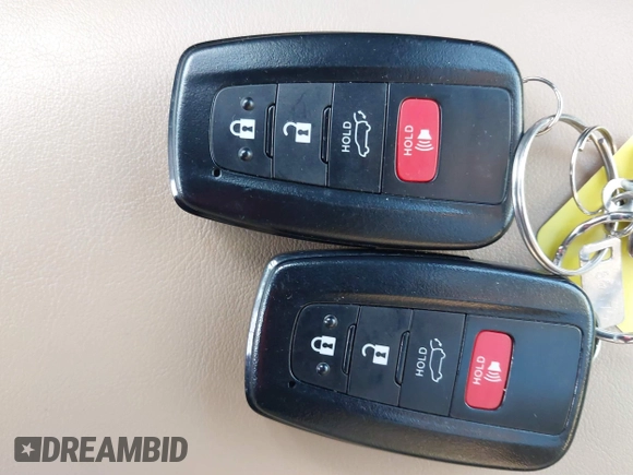 2021 Toyota RAV4 XLE Premium z VIN 2T3A1RFV2MW217009, wystawiony jako IAAI lot #41526066 z przebiegiem 36 619 mil mil oraz . Historia ofert i sprzedaży dostępna na DreamBid. Obrazek 11.