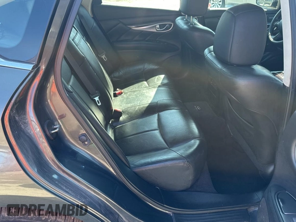 2013 Infiniti M with VIN JN1BY1AR0DM600071, listed as a Copart auction lot 51020965 with 225,322 mi miles and Clean title. Bid and sale history available at DreamBid. Image 6.