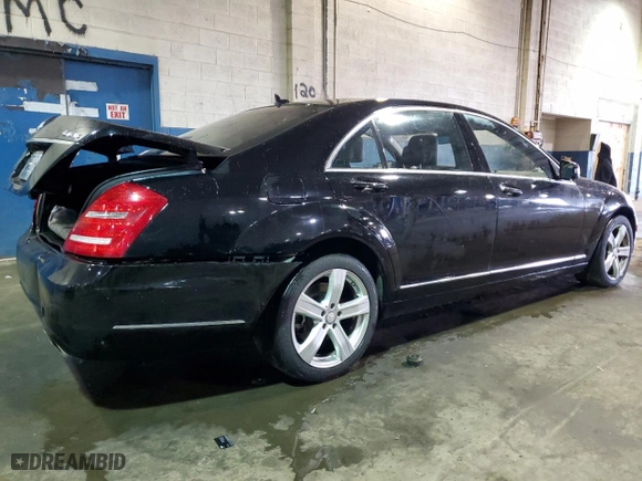2011 Mercedes-Benz S-Class S 550 with VIN WDDNG8GB8BA417604, listed as a Copart auction lot 83968184 with 231,483 mi miles and Clean Title. Bid and sale history available at carsss.com. Image 3.