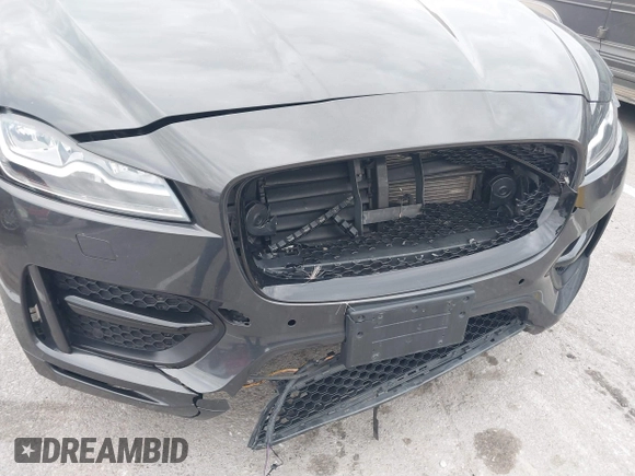 2017 Jaguar F-Pace 35t R-Sport with VIN SADCL2BV3HA884003, listed as a IAAI auction lot 41169317 with 76,563 mi miles and . Bid and sale history available at DreamBid. Image 6.