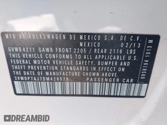 2013 Volkswagen Jetta Sedan SE with VIN 3VWDP7AJ7DM428578, listed as a IAAI auction lot 42068090 with 198,154 mi miles. Bid and sale history available at carsss.com. Image 9.