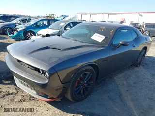 2019 Dodge Challenger SXT with VIN 2C3CDZGGXKH683563, listed as a IAAI auction lot 41320137 with 60,490 mi miles. Bid and sale history available at carsss.com. Image 21.