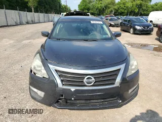 2015 Nissan Altima SL with VIN 1N4AL3AP7FC417461, listed as a Copart auction lot 60307375 with 171,125 mi miles and Salvage title. Bid and sale history available at DreamBid. Image 5.