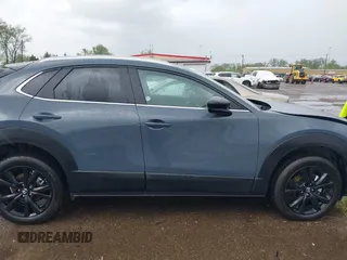 2025 Mazda CX-30 S Carbon Edition с VIN 3MVDMBCM6SM813356, выставлен на аукционе IAAI как лот 42165714 с пробегом 2 338 миль миль и . История ставок и продаж доступна на DreamBid. Изображение 13.