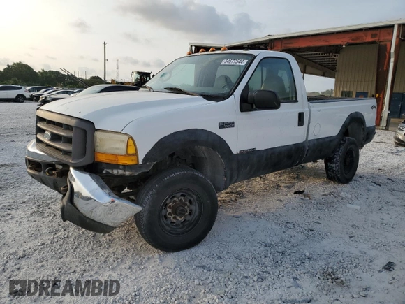 2000 Ford Super Duty F-250 XL with VIN 1FTNF21F7YEA97991, listed as a Copart auction lot 54577544 with 82,036 mi miles and Salvage Title. Bid and sale history available at carsss.com. Image 1.