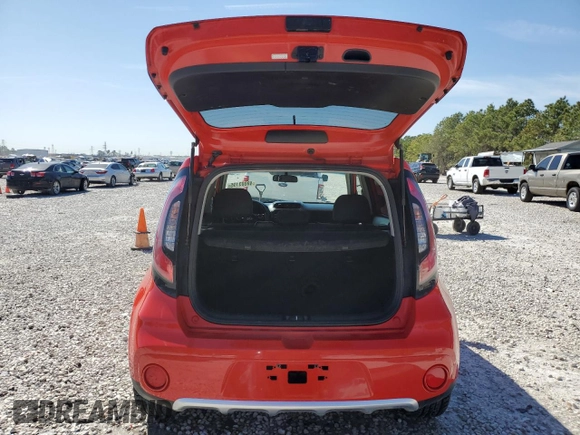 2018 Kia Soul + with VIN KNDJP3A55J7617320, listed as a Copart auction lot 48003195 with 105,266 mi miles and Clean Title. Bid and sale history available at carsss.com. Image 6.
