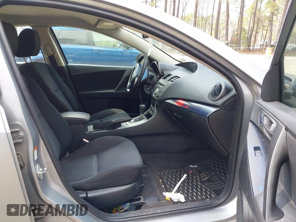 2011 Mazda Mazda3 i Sport with VIN JM1BL1UF3B1447309, listed as a IAAI auction lot 41855254 with 130,133 mi miles. Bid and sale history available at carsss.com. Image 5.