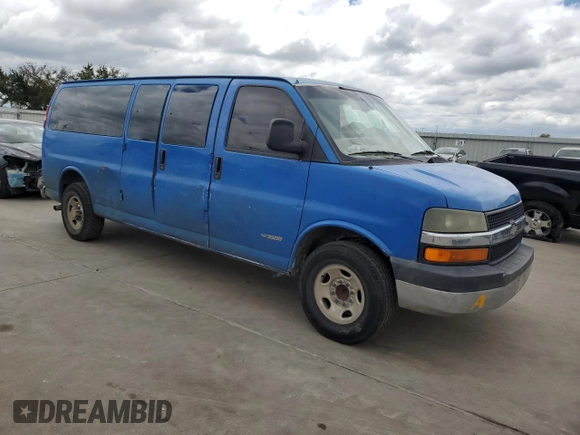 2005 Chevrolet Express Passenger with VIN 1GAHG39U351118043, listed as a Copart auction lot 70053224 with 264,381 mi miles and Clean title. Bid and sale history available at DreamBid. Image 4.