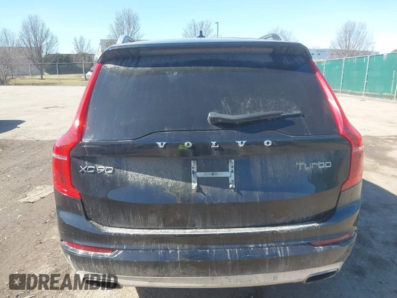 2018 Volvo XC90 Momentum with VIN YV4A22PKXJ1325880, listed as a IAAI auction lot 41719160 with 105,810 mi miles. Bid and sale history available at carsss.com. Image 17.