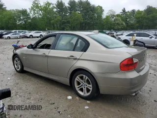 2008 BMW 3 Series 328xi z VIN WBAVC93578K056457, wystawiony jako Copart lot #57771205 z przebiegiem 172 843 mil mil oraz Czysty tytuł • Clean title. Historia ofert i sprzedaży dostępna na DreamBid. Obrazek 2.