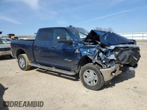 2022 Ram 2500 Tradesman with VIN 3C6UR5CL3NG439407, listed as a Copart auction lot 48886265 with 44,084 mi miles and Salvage Title. Bid and sale history available at carsss.com. Image 4.