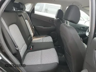 2021 Hyundai Kona SE z VIN KM8K1CAA7MU735048, wystawiony jako Copart lot #58576795 z przebiegiem 65 857 mil mil oraz Czysty tytuł • Clean title. Historia ofert i sprzedaży dostępna na DreamBid. Obrazek 11.
