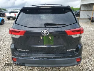 2018 Toyota Highlander SE z VIN 5TDJZRFHXJS821925, wystawiony jako Copart lot #56597305 z przebiegiem 36 232 mil mil oraz Szkoda całkowita • Salvage title. Historia ofert i sprzedaży dostępna na DreamBid. Obrazek 6.
