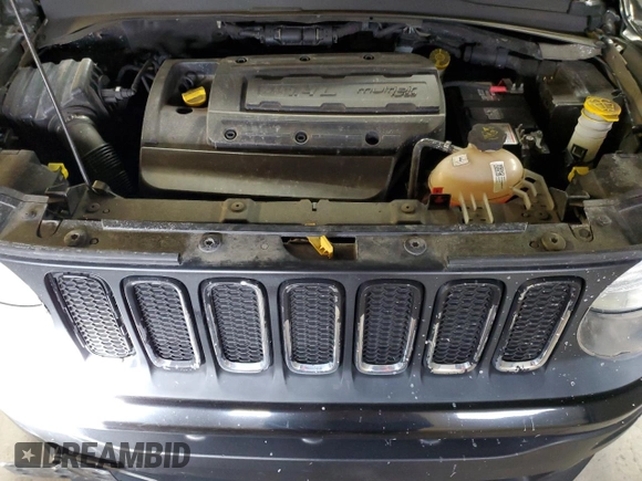 2015 Jeep Renegade Latitude with VIN ZACCJBBH2FPB79539, listed as a Copart auction lot 41370565 with 73,263 mi miles and Salvage Title. Bid and sale history available at carsss.com. Image 13.