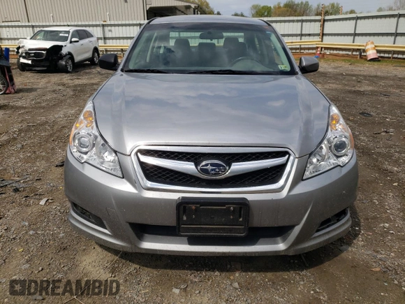 2010 Subaru Legacy Premium All-Weather Anniversary z VIN 4S3BMBC68A3242446, wystawiony jako Copart lot #51546125 z przebiegiem 190 700 mil mil oraz Czysty tytuł • Clean title. Historia ofert i sprzedaży dostępna na DreamBid. Obrazek 5.