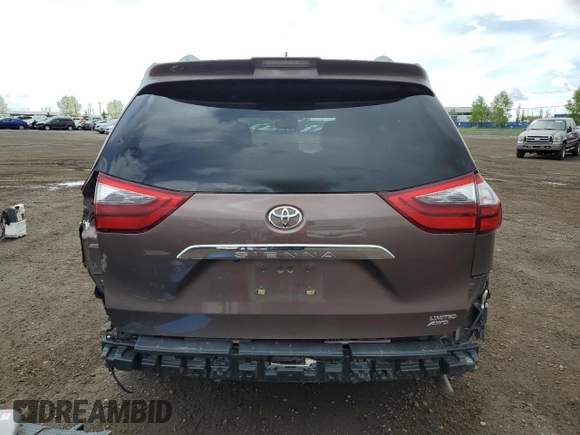 2020 Toyota Sienna XLE z VIN 5TDDZ3DC0LS231768, wystawiony jako Copart lot #54938104 z przebiegiem 47 345 mil mil oraz Szkoda całkowita • Salvage title. Historia ofert i sprzedaży dostępna na DreamBid. Obrazek 6.