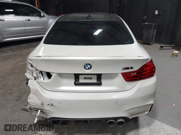 2017 BMW M4 with VIN WBS3R9C5XHK709445, listed as a IAAI auction lot 39303430 with 59,095 mi miles. Bid and sale history available at carsss.com. Image 17.
