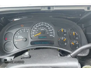 2004 Chevrolet Suburban Z71 with VIN 3GNFK16Z34G288542, listed as a IAAI auction lot 42504733 with 249,094 mi miles and . Bid and sale history available at DreamBid. Image 7.