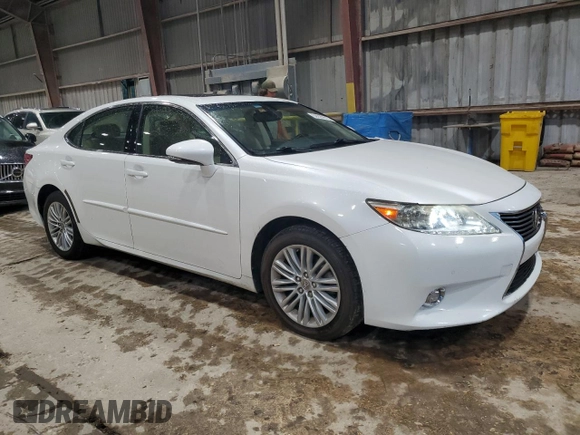 2015 Lexus ES 330 with VIN JTHBK1GG9F2179193, listed as a Copart auction lot 59929915 with 101,578 mi miles and Salvage title. Bid and sale history available at DreamBid. Image 4.