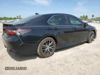 2022 Toyota Camry SE z VIN 4T1G11AK7NU657892, wystawiony jako Copart lot #53624045 z przebiegiem 72 404 mil mil oraz Szkoda całkowita • Salvage title. Historia ofert i sprzedaży dostępna na DreamBid. Obrazek 3.