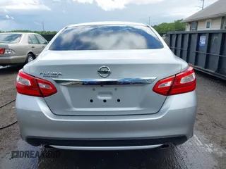 2017 Nissan Altima SR z VIN 1N4AL3AP9HC488843, wystawiony jako IAAI lot #42314162 z przebiegiem 71 713 mil mil oraz . Historia ofert i sprzedaży dostępna na DreamBid. Obrazek 16.
