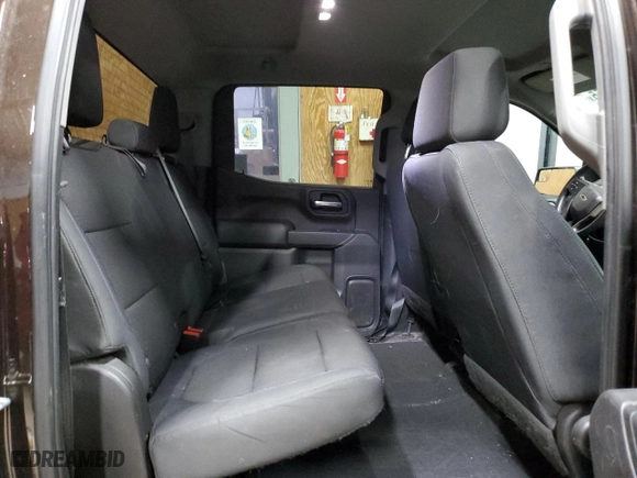 2019 Chevrolet Silverado 1500 Custom Trail Boss with VIN 3GCPYCEF8KG127244, listed as a Copart auction lot 89239155 with 129,542 mi miles and Clean Title. Bid and sale history available at carsss.com. Image 10.