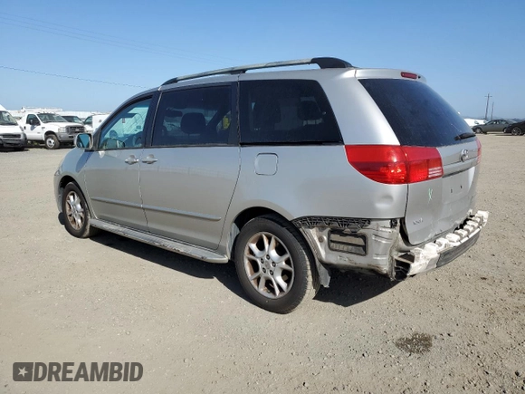 2004 Toyota Sienna XLE with VIN 5TDZA22C24S065751, listed as a Copart auction lot 52914895 with 170,551 mi miles and Salvage Title. Bid and sale history available at carsss.com. Image 2.