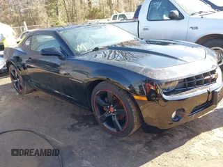 2011 Chevrolet Camaro 1LT z VIN 2G1FB1ED6B9119968, wystawiony jako IAAI lot #41624720 z przebiegiem 161 417 mil mil oraz . Historia ofert i sprzedaży dostępna na DreamBid. Obrazek 1.