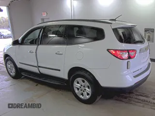 2017 Chevrolet Traverse LS z VIN 1GNKVFED7HJ306635, wystawiony jako IAAI lot #42143388 z przebiegiem 24 342 mil mil oraz . Historia ofert i sprzedaży dostępna na DreamBid. Obrazek 1.