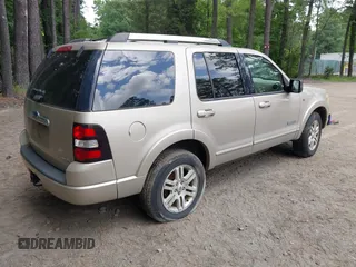 2007 Ford Explorer Limited z VIN 1FMEU75827UA58157, wystawiony jako IAAI lot #42790528 z przebiegiem 242 570 mil mil oraz . Historia ofert i sprzedaży dostępna na DreamBid. Obrazek 4.