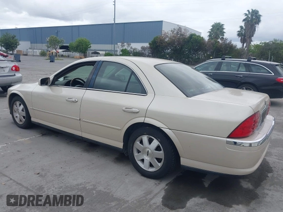 2002 Lincoln LS w/Base Pkg with VIN 1LNHM86S32Y674786, listed as a IAAI auction lot 42056225 with 52,151 mi miles. Bid and sale history available at carsss.com. Image 3.