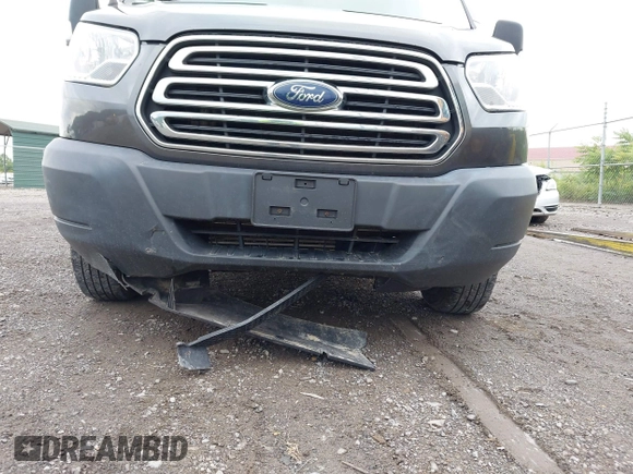 2017 Ford Transit with VIN 1FTYR2CG6HKA09959, listed as a IAAI auction lot 42524565 with 203,488 mi miles and . Bid and sale history available at DreamBid. Image 6.