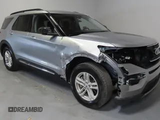 2021 Ford Explorer XLT z VIN 1FMSK7DHXMGB33126, wystawiony jako Copart lot #60931905 z przebiegiem 61 895 mil mil oraz Szkoda całkowita • Salvage title. Historia ofert i sprzedaży dostępna na DreamBid. Obrazek 1.